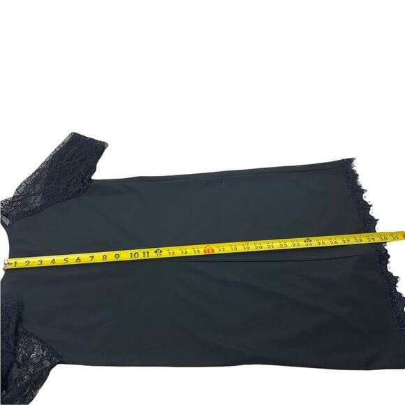 Loyd/Ford | Size 2 | Black Lace 3/4 Sleeve Scalloped Hem Mini Shift Dress - Picture 8 of 10